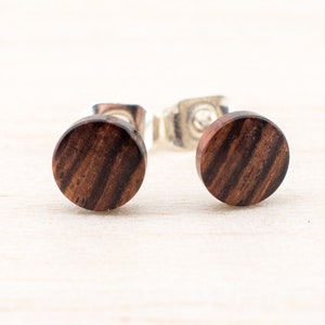Ø6mm Tiny Wooden ear studs Extra small post studs round Organic Fake Plug Gauge Earrings wood fake piercing illusion personalized