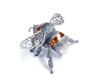 Bumblebee pendant
