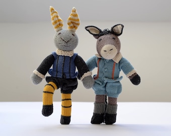 Hand Knitted Animals in Shakespearean Outfits