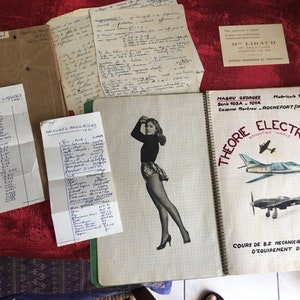 Großes praktisches Elektrizitäts-Handschrift-Notizbuch mit Zeichnungen - Manipulationen - Montage - Elektrischer Strom - Magnetismus - Luftfahrt - Marinetheorie - 1956