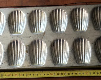 Vintage Mold for 12 Cakes Cake tray of " Madeleine " baking 12 mold  from France