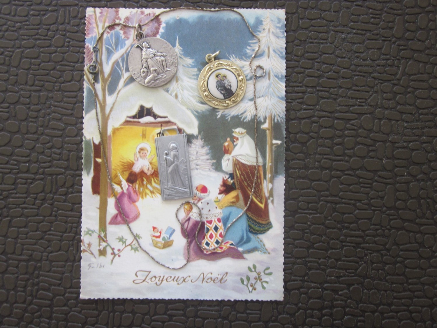 Three Medals Religious Catholic Christian Religion Holy Product Of France3 Médailles Chrétienne