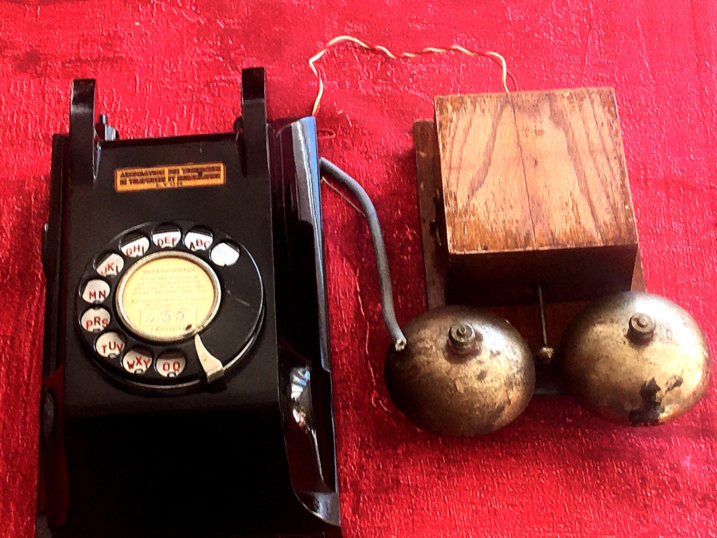 Rare Dring..! Vintage 1940 France-telephone in Bakelite Rotating