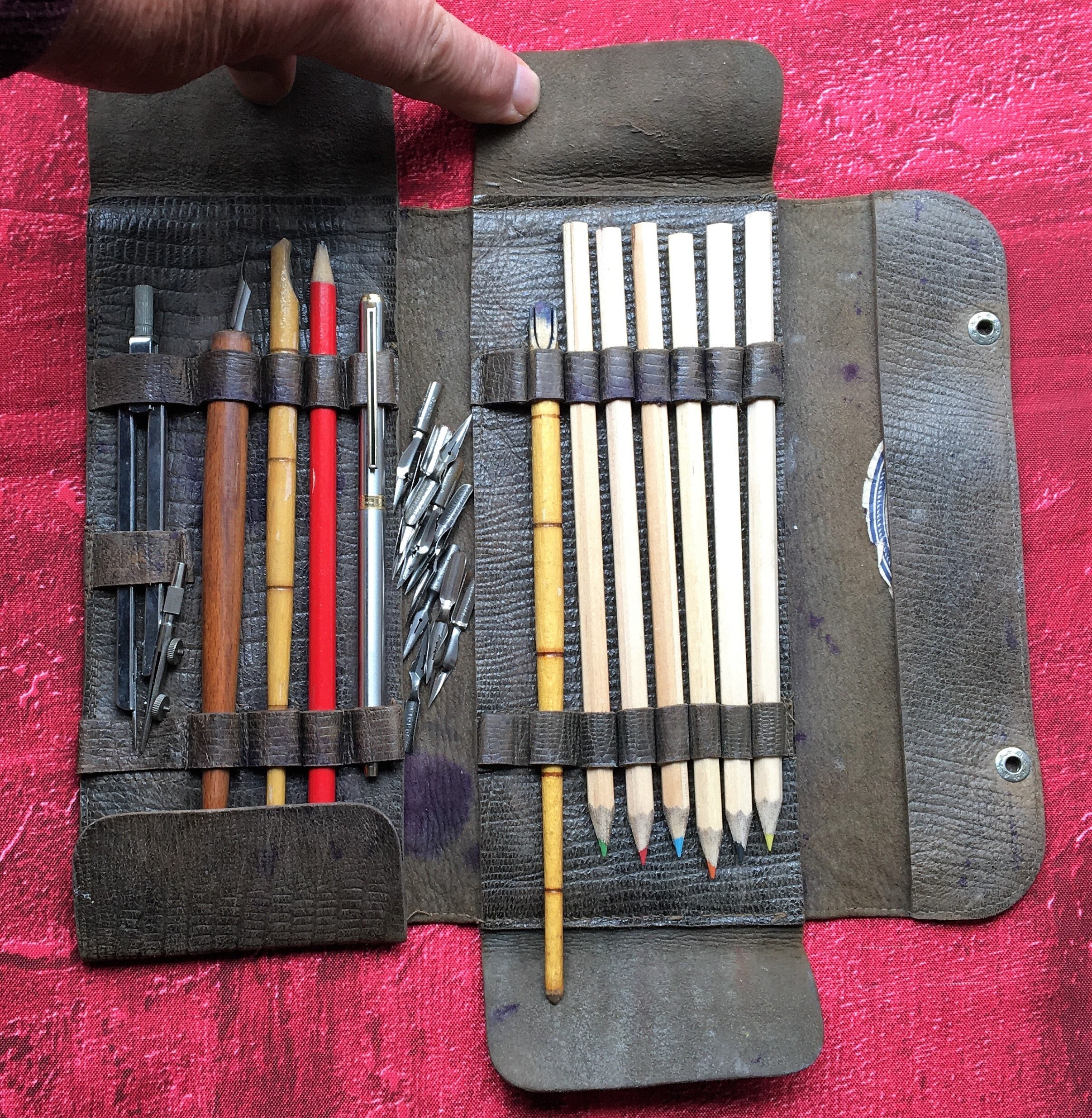 Rare Vintage Pencil Case, Mid Century - in Leather Trousse Ecolier+3 Portes-Plume-Crayons de Couleur