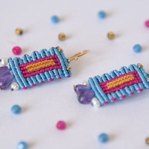 Bohemian miyuki Micro macrame earrings made with amethyst and pearl beads - Blue gold woven earrings with 14k gold plated silver 925hooks