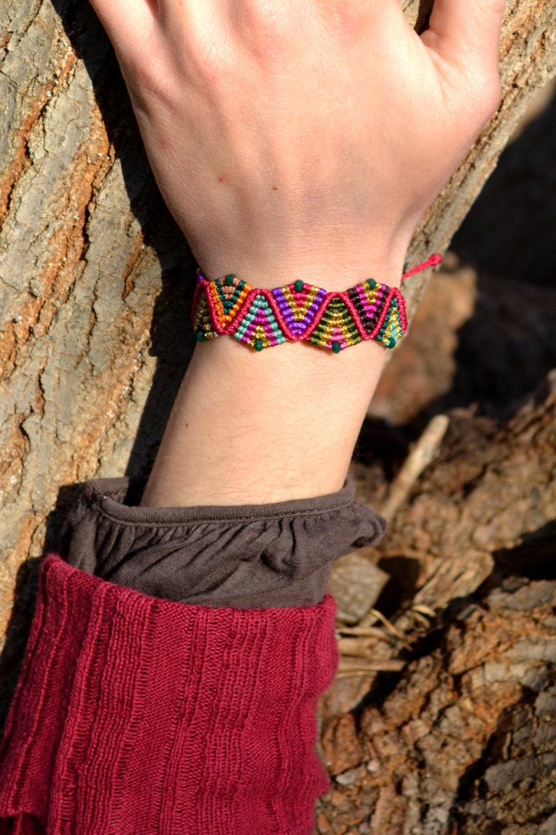 Gewebte Armband Makramee Armband Kristall Armband Mikro Makramee verstellbare Armband bunte Armband Hippie Armband Bild 3