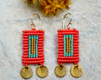 Micro macrame boho earrings made with miyuki beads and gold plated elements - Gypsy woven earrings with gold miyuki seeds