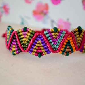 Bracelet tissé Bracelet Macrame Bracelet en cristal Bracelet réglable Micro macrame Bracelet coloré Bracelet Hippie image 1