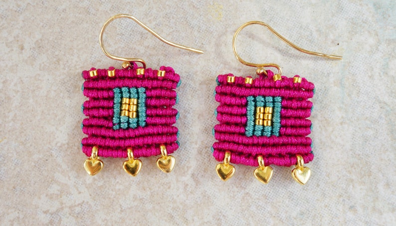 Magenta bohemian square earrings made with little gold plated hearts Pink green and gold macrame earrings with gold miyuki seeds image 1