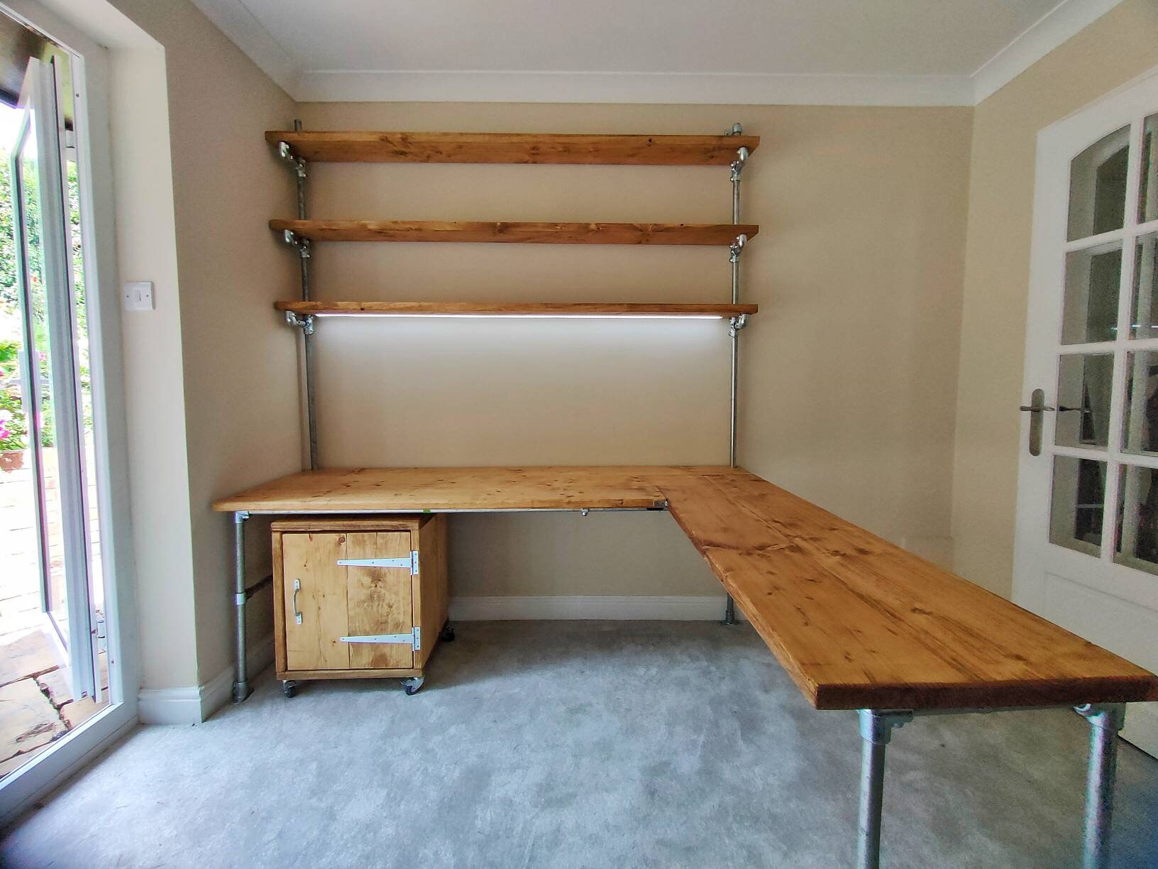Pipe desk with shelves outlet