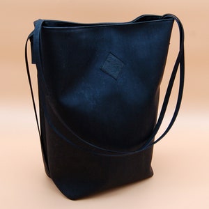 Multifunctional Black Bucket Bag, eco friendly Cork Leather, vegan