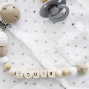 customizable pacifier clip in wood and silicone