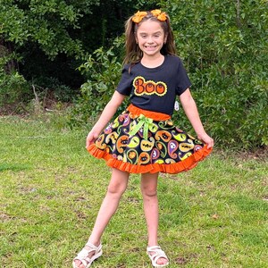 Cute 5t 6 6x Halloween skirt set , orange , adorable ruffle skirt, embroidered BOO tshirt, SO CUTE!   Halloween party outfit