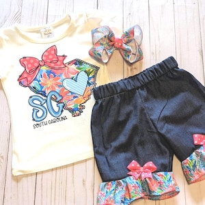 Girls south Carolina set, T-shirt ruffle shorts bow, 2t 3t 4t 5t, preppy flower outfit, big bow state, ADORABLE outfit, blue pink white