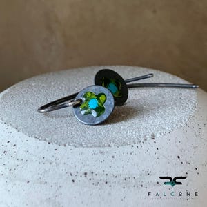Fine silver earrings, hand-enameled &quot;Field Flowers - With Turquoise Accent&quot; • Handmade jewelry with floral motif • Earrings in green color.