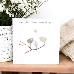Carte personnalisée faite main pour bébé, futurs parents, nouvelle maman papa famille galets art fait main luxe 300 g