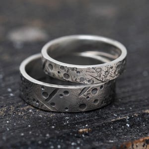 Amor Aeternus Ring Set, in Sterling Silver, 4mm and 6mm, Matching Celestial Ring Set, Artisan Unique Wedding Ring Set,  His and Her Rings,