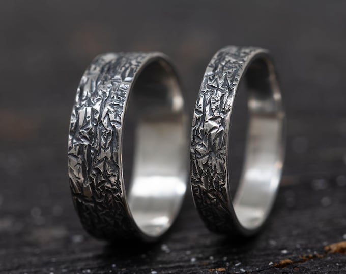 Fissio Ring Set, Sterling Silver, 4mm and 6mm Wide, Rustic Wedding Bands Set, Black Couples Rings, Handmade, Made to Order