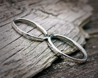 9ct White Gold Speculum Vitae Ring Set, 2mm and 2.6mm, Hand Hammered White Gold Wedding Rings, Classic, Simple, Made to Order