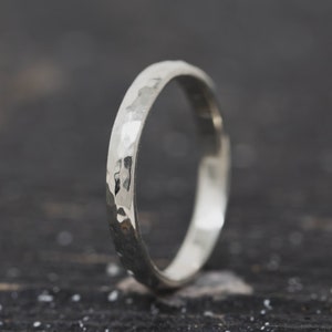 Speculum Vitae Ring, 2mm Wide, 9ct White Gold, D Shape Profile, Handmade Wedding Ring, Classic White Gold Wedding Ring, Handcrafted Wedding