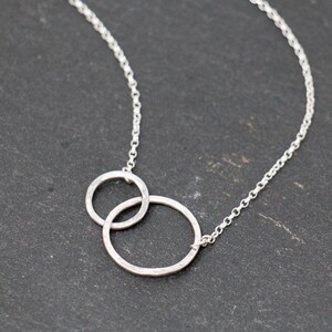 Sterling Silver Circle NecklaceInterlocking Circles NecklaceSterling Silver Infinity Circle NecklaceMothers Daughter PendantGift for Her image 3