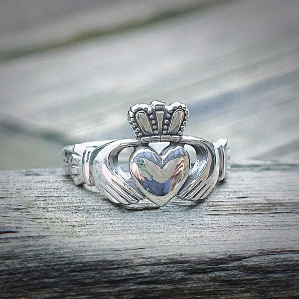 Mens Sterling Silver Irish Wedding Band, Claddagh Ring, Gents Claddagh Ring, Irish Wedding Ring, Traditional Irish Ring