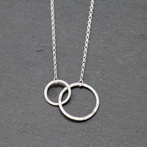 Sterling Silver Circle NecklaceInterlocking Circles NecklaceSterling Silver Infinity Circle NecklaceMothers Daughter PendantGift for Her image 4