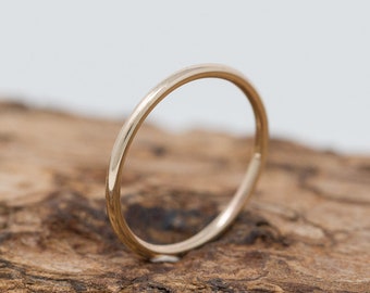 SOLID 9ct Gold Ring, 1.5MM Gold Wedding Ring, Gold Promise Ring, Gold Wedding Band, Dainty Gold Wedding Ring