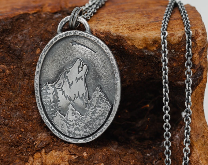 Handmade Sterling Silver Lone Wolf Pendant Necklace, Lonely Wolf and Shooting Star Necklace, Jack London, landscape Necklace, Unisex Gift