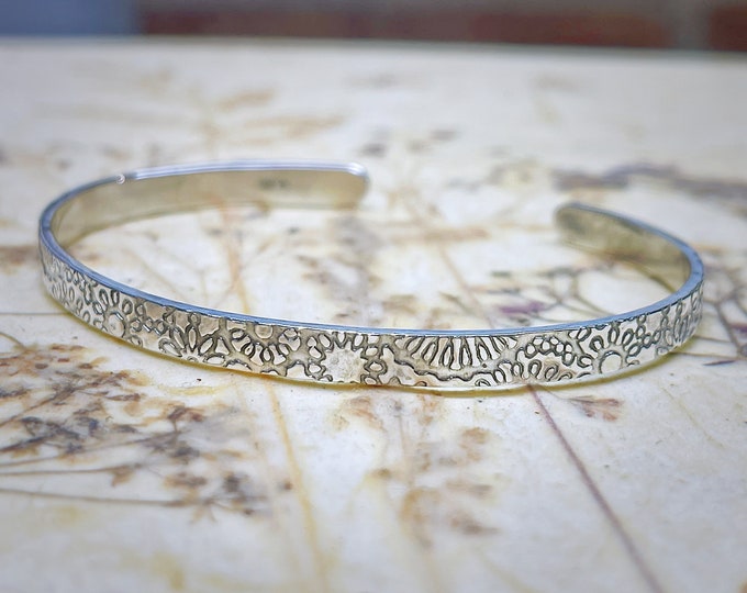 Handmade Sterling Silver Daisy Chain Cuff Bangle, Girls Cuff, Oval Shaped, With Open Ends, Adjustable, Floral Cuff Bracelet, Gift for Her