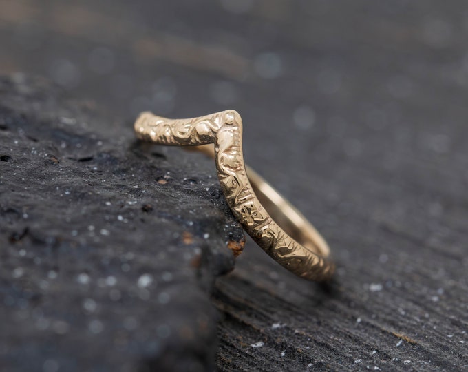 Flora Aeterna Wishbone Ring, 9ct Yellow Gold, Floral Wishingbone Ring, Stackable Bridal Ring, Natural Inspired, Made to Order