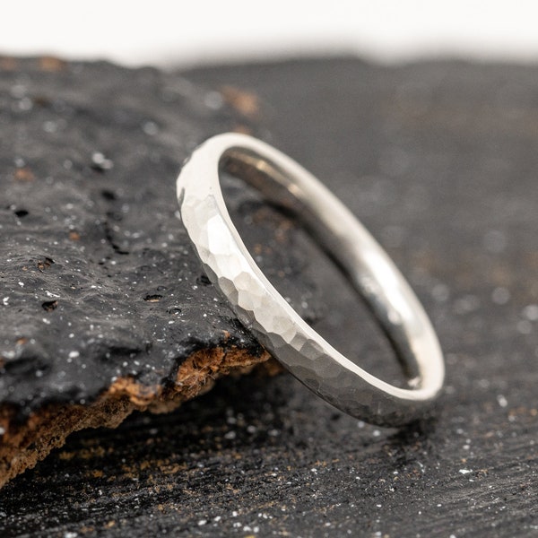 Sterling Silver Ring|Sterling Silver Dimpled Band|Sterling Silver Unisex Ring|Sterling Silver Textured Halo Ring|Gift for Him|Gift for Her