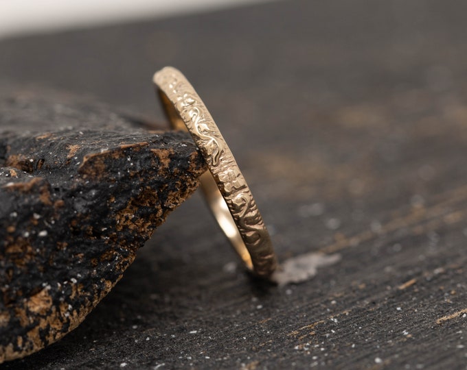 Flora Aeterna Ring, 9ct Yellow Gold, 2.5mm Wide, Handmade Floral Wedding Ring, Victorian Inspired, Promise Ring, Stackable, Made to Order