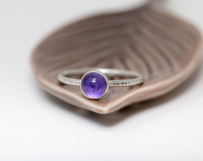 Sterling Silver& Amethyst Ring| Amethyst Ring|Purple Gemstone Ring|Amethyst Cabochon Ring|Natural Gem Ring|Gift for Her|Gift for Mother