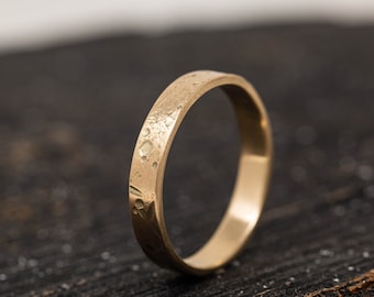 Amor Aeternus Ring, in 9ct Yellow Gold, 4mm Wide, Celestial Tetxured Gold Ring, Handcrafted Statement Ring, Eternal Love Symbol