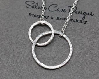 Sterling Silver Circle Necklace|Interlocking Circles Necklace|Sterling Silver Infinity Circle Necklace|Mothers Daughter Pendant|Gift for Her