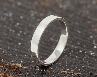 Completus Ring, 4mm Wide, 9ct White Gold, Flat Court Profile, Handmade Wedding Ring, Chunky White Gold Wedding Ring, Handcrafted Wedding