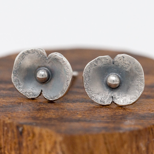Wedding dress earrings Poppy main image 1