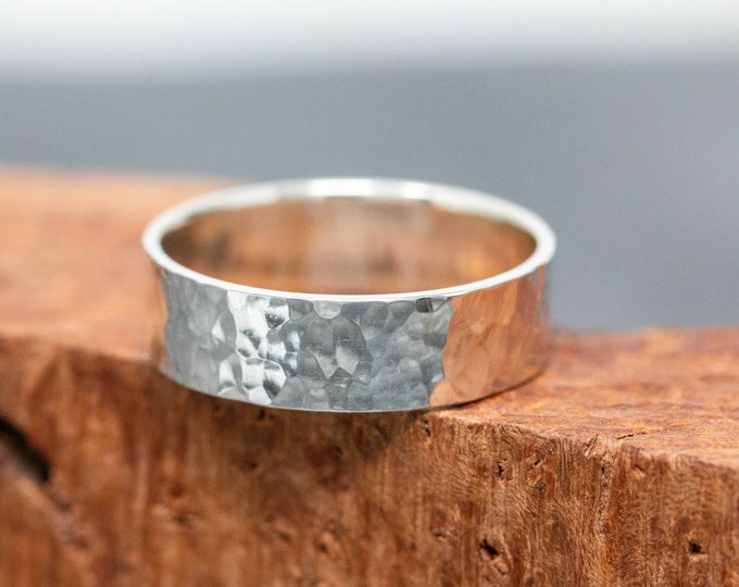 Aspectus Vitae Ring, 4mm Wide, in 9ct White Gold, Handcrafted White Gold Ring, Hammered, Minimalistic, Delicate, Simple, Made to Order