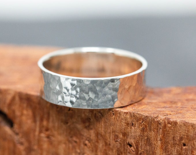 Unisex 4mm Wide Solid 9ct White Gold Rustic Dimpled Ring, Handmade Embossed White Gold Ring, Rustic Textured White Gold Ring, Unisex Ring