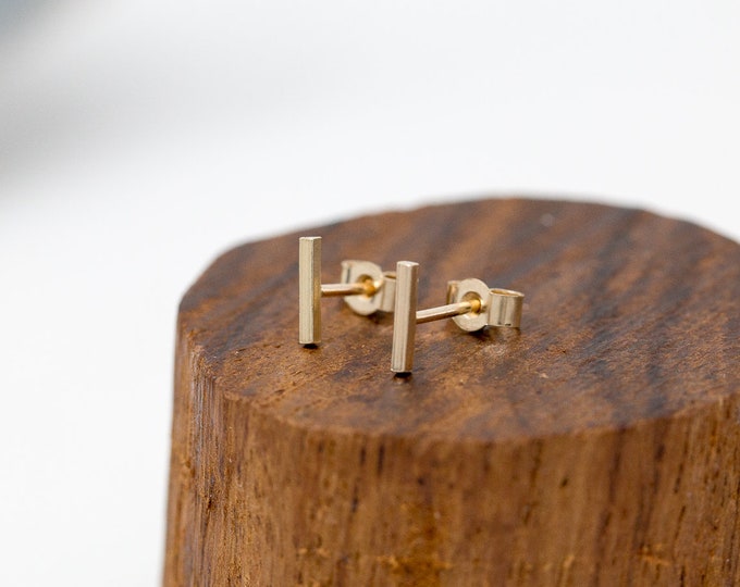 Parvus Stud Earrings, 9ct Yellow Gold Dainty Bar Stud Earrings, Minimalist Square Bar Earrings, Simple Geometric Earrings, Gift for Her