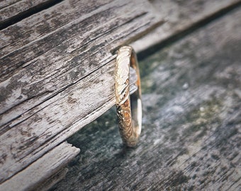Fleur Ruban Ring, 9ct Yellow Gold, 3,5mm Wide, Floral and Ribbon Patterned Gold Ring, Victorian, Vintage Inspired Wedding Ring