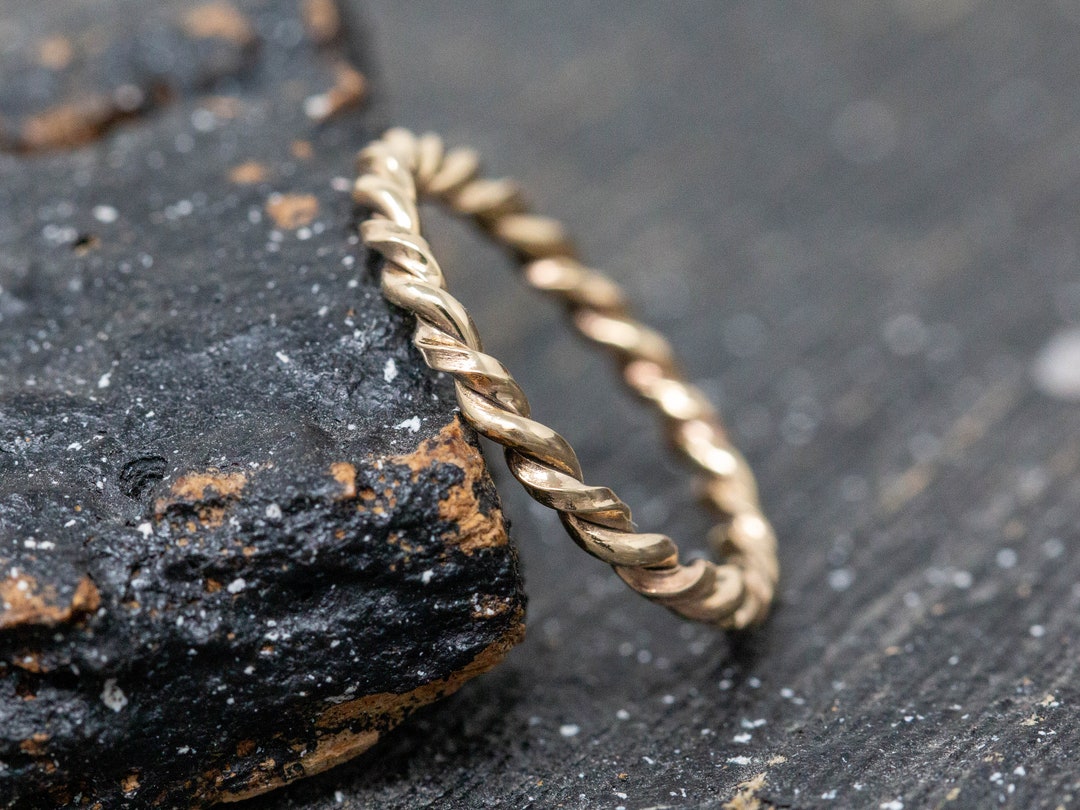9ct Yellow Gold 