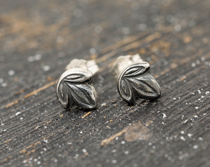 Sterling Silver Ivy Leaf Earrings, 8mm, Silver Leaf Earrings, Silver Leaf Stud Earrings, Floral Earrings, Leaf Earrings, Handmade Earrings