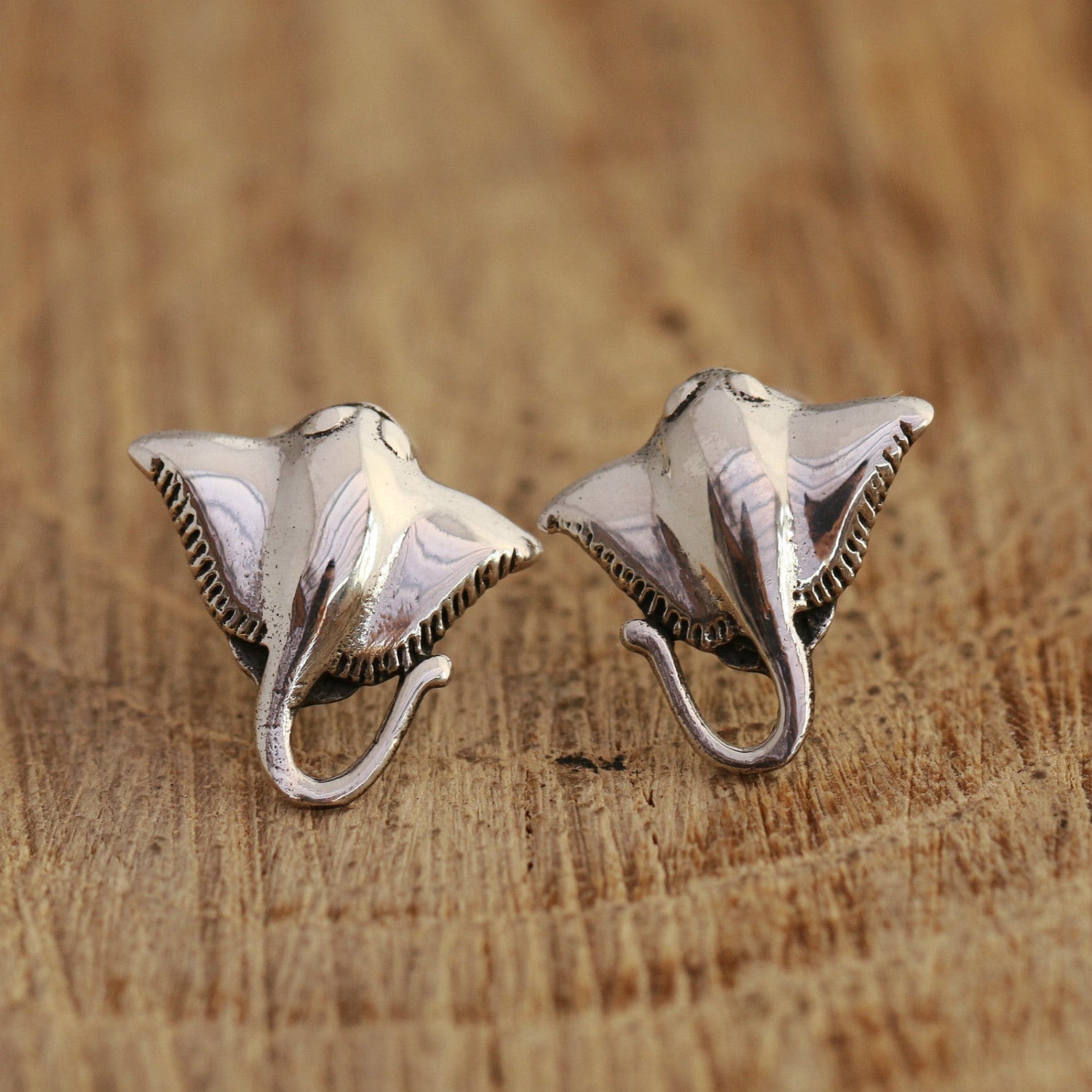 Cute Small Sterling Silver Fish Earrings | beadingbikinijewelry