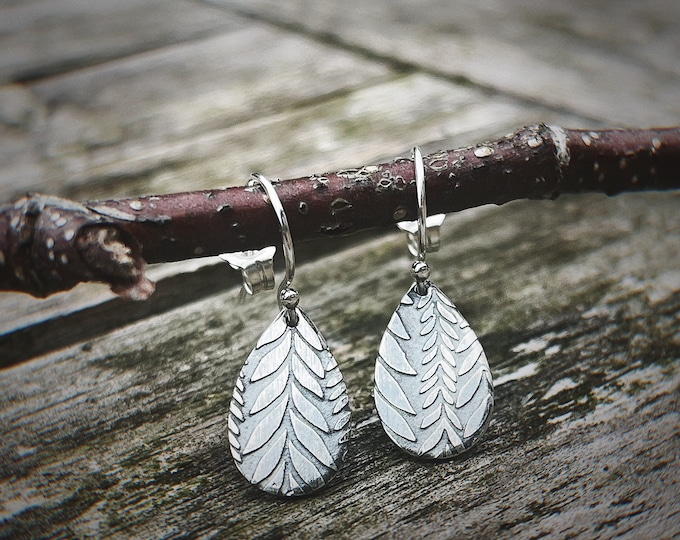 Sterling Silver Willow Patterned Drop Earrings, Teardrop Dangly Earrings, Botanical Patterned Earrings, Gift for Her, Gift for Mum