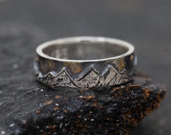 Lumen Altum Ring – Sterling Silver & Gold Keum-Boo Ring, Mountain Summit Design, 6mm Wide Textured Band, Handmade Unisex Statement Ring