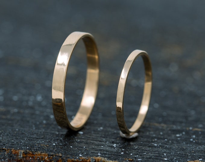 Completus Rings Set, 9ct Yellow Gold, 1.5mm and 3mm Wide, Flat Profile, Handmade 9ct Gold Wedding Ring Set, Minimalistic, Classic