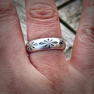 6mm Sterling Silver Navajo Ring, Hand Stamped Diamond Line Patterned Ring, Handmade Ring, Southwestern Style Ring, Gift for Her