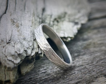 Vetustas Ring, Solid 9ct White Gold Minimalist Ring, Hand Textured Gold Ring, in Various Widths, Unique Wedding Ring, Unisex